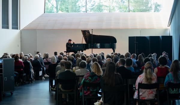 Boris Giltburg's concert in Mänttä in 2023. Photo: Ville Hautakangas